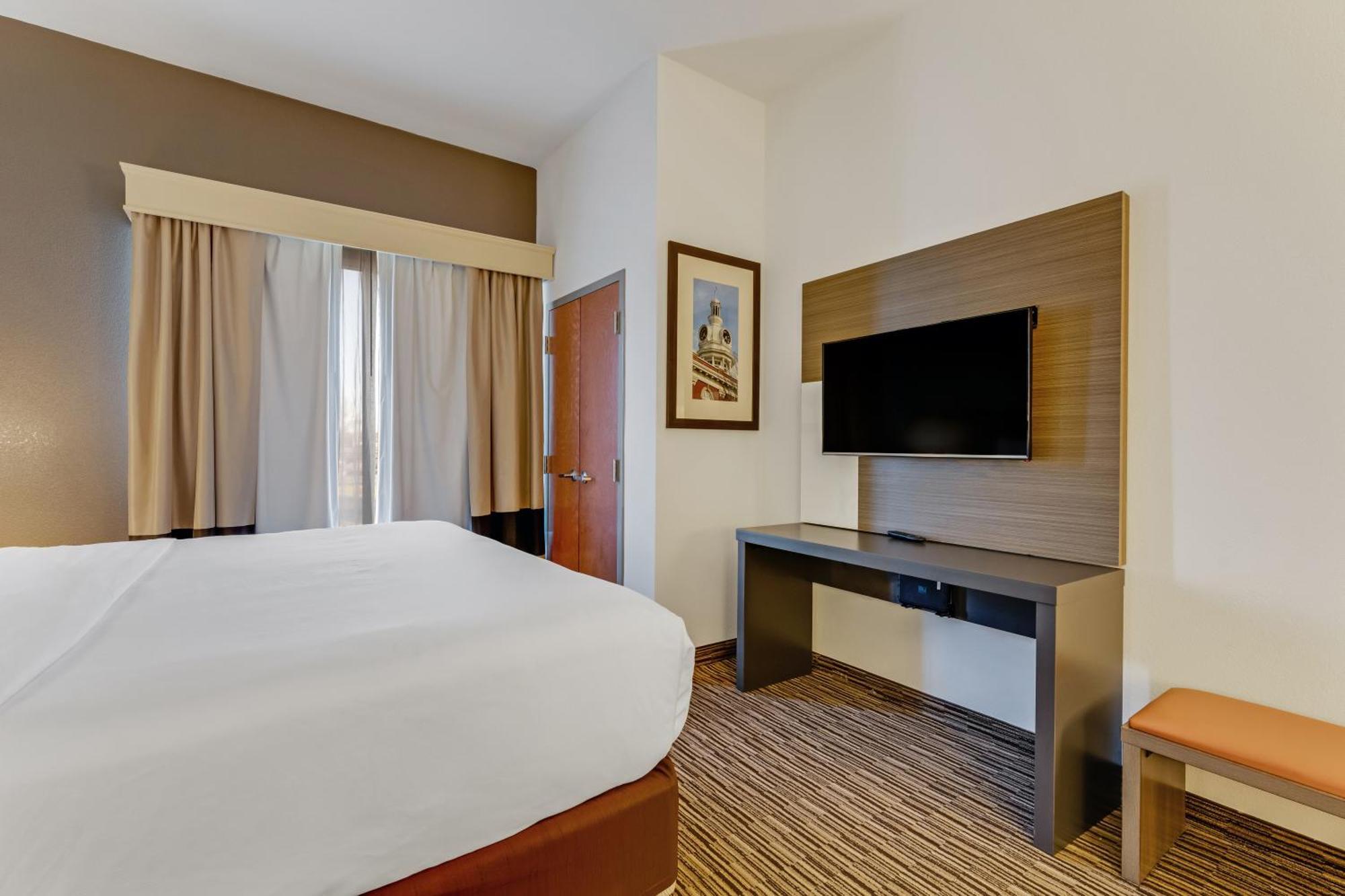 Comfort Suites Murfreesboro Bagian luar foto